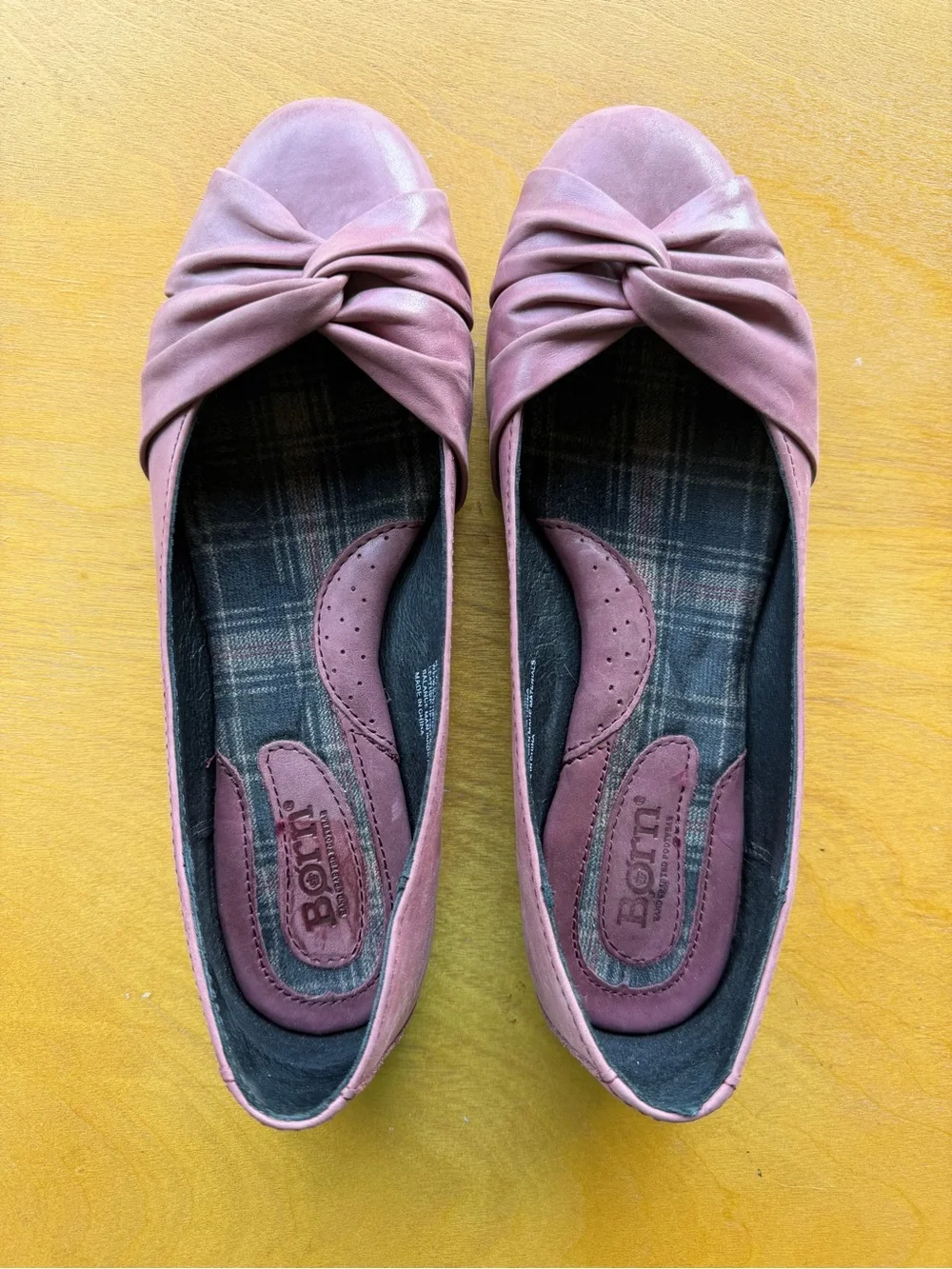 Women’s Pink Knot Front Ballet Flats